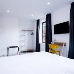 Gran Via By Gaiarooms فندق سلامنكا