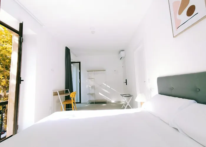 Gran Via By Gaiarooms 酒店 *