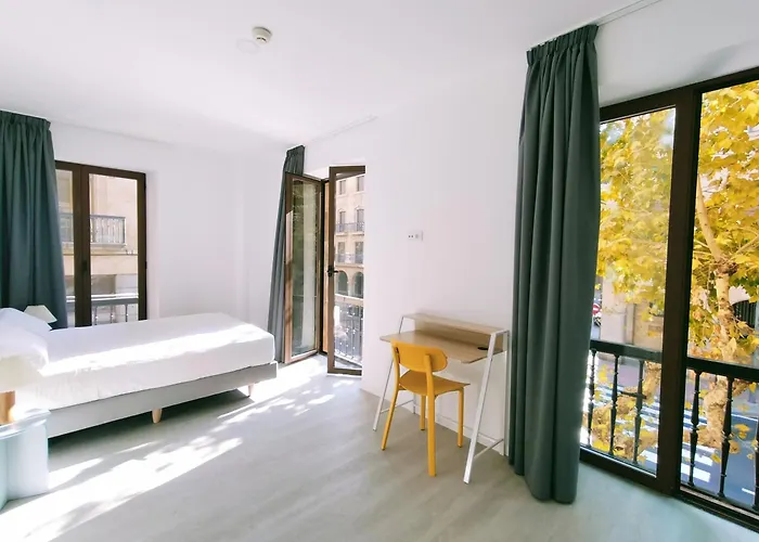 Gran Via By Gaiarooms 酒店