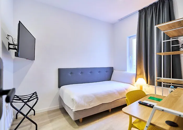 Gran Via By Gaiarooms 酒店 *